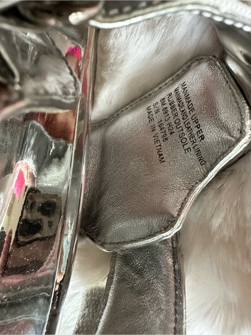 Tory Burch silver sandals with gold and black embellishments - Picture 7 of 12